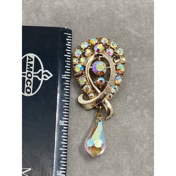 Vintage ART Gold Tone Aurora Borealis Rhinestone Brooch With Teardrop Pendant - Picture 5 of 5